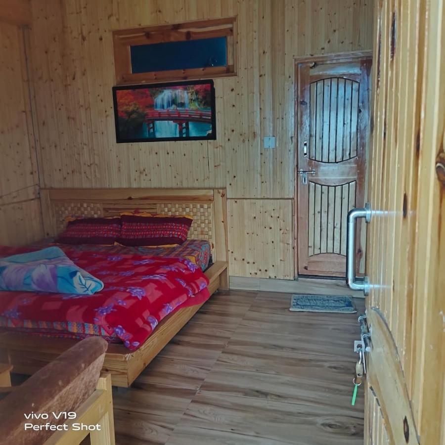 Hotel 19 Tosh Екстер'єр фото